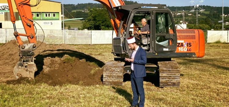 Bau der neuen Moschee in Reinach hat begonnen